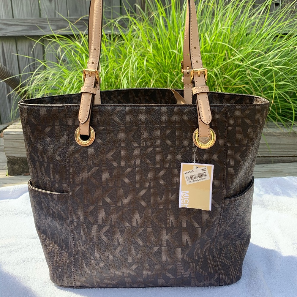 Michael Kors Jet Set East West Signature Tote